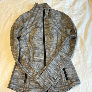 Lululemon Grey Define Jacket sz 6